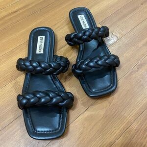 Steve Madden Black Square-Toe Braided Sandals | Size 8.5
